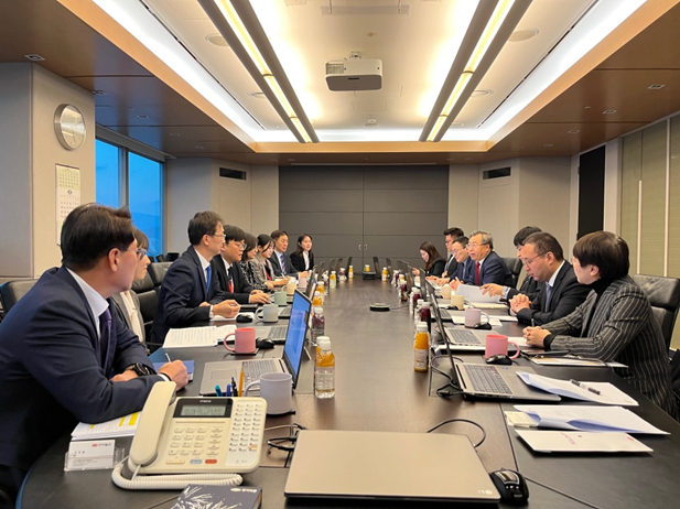 2023年12月19日至21日，刘敬桢一行与韩美药品社长林珠贤、CEO朴宰贤等举行座谈交流.jpg